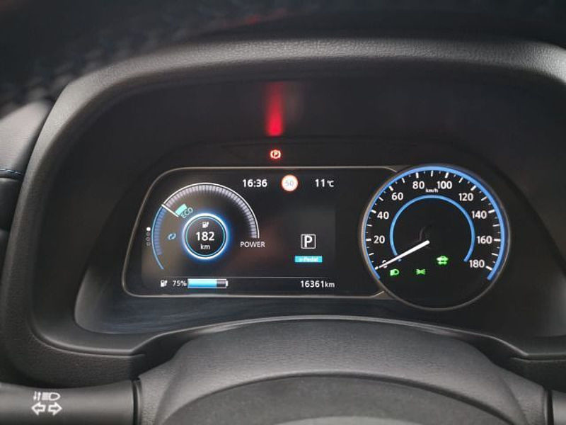 Nissan Leaf 40kWh N-Connecta 100% Elektro Winterpaket Navi Alufelgen